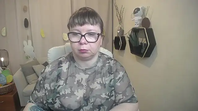 Snapshot of BonnnyBoobsy chatting on April 5, 2026, 5:59 am BonnnyBoobsy online show from April 5, 2026, 5:59 am