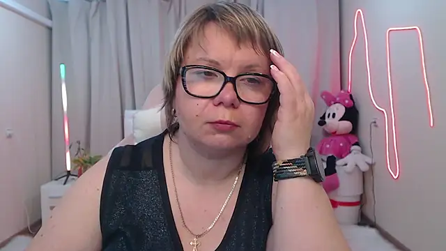 Snapshot of BonnnyBoobsy chatting on May 19, 2026, 1:56 am BonnnyBoobsy online show from May 19, 2026, 1:56 am