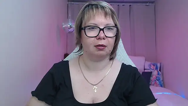 Snapshot of BonnnyBoobsy chatting on May 29, 2026, 6:39 pm BonnnyBoobsy online show from May 29, 2026, 6:39 pm