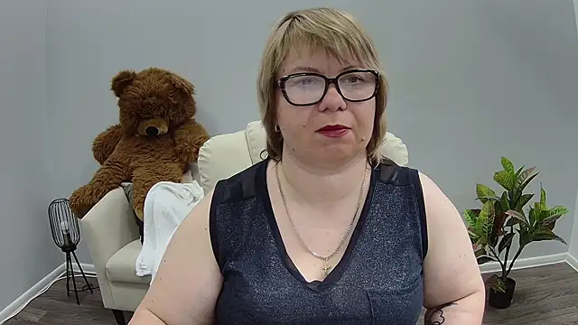 BonnnyBoobsy online show from July 27, 2026, 6:26 pm