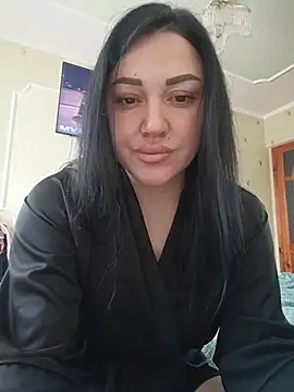 Elsie-Nora online show from May 21, 2026, 6:31 am