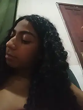 Snapshot of SereiaMulata chatting on June 14, 2026, 1:14 am SereiaMulata online show from June 14, 2026, 1:14 am