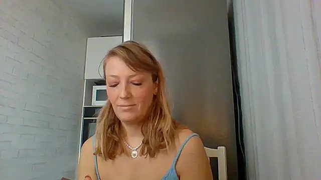 Snapshot of Satu8 chatting on April 13, 2026, 7:36 am Satu8 online show from April 13, 2026, 7:36 am
