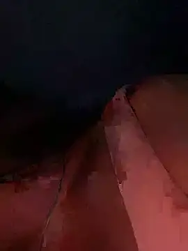 emiiross online show from April 10, 2026, 2:50 am