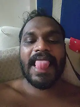 Snapshot of singletamilguy chatting on May 27, 2026, 10:12 am singletamilguy online show from May 27, 2026, 10:12 am