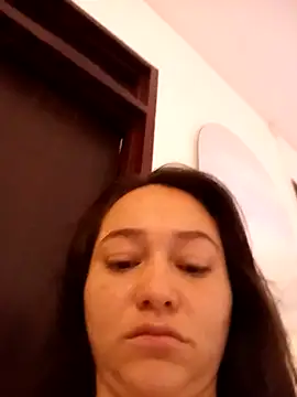 Snapshot of SabrinaVantress chatting on April 30, 2026, 3:46 am SabrinaVantress online show from April 30, 2026, 3:46 am