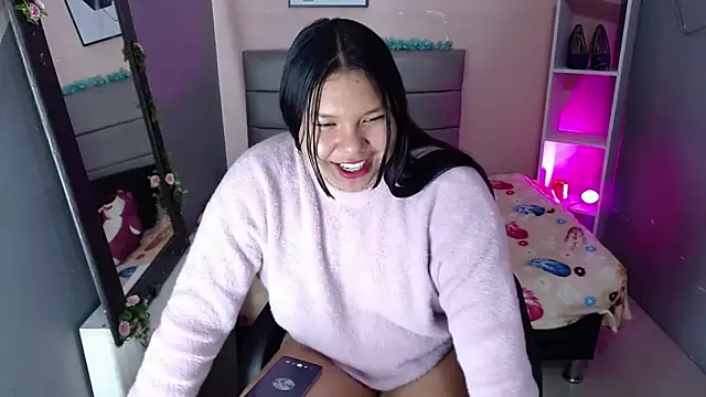 Snapshot of alma_ramseycm chatting on May 30, 2026, 3:47 am alma ramseycm online show from May 30, 2026, 3:47 am