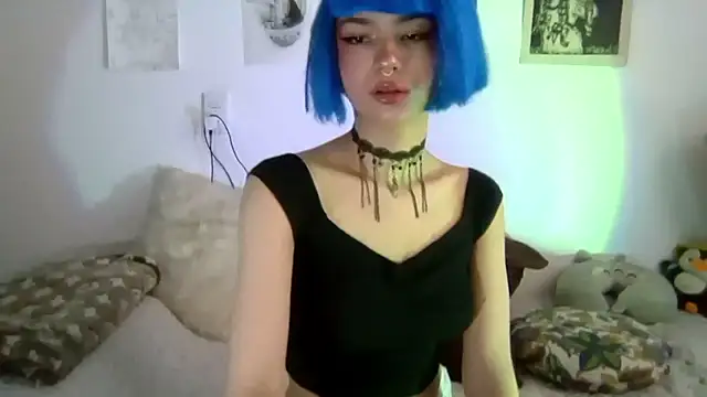 Snapshot of Tabitta_ chatting on April 19, 2026, 6:43 pm Tabitta online show from April 19, 2026, 6:43 pm