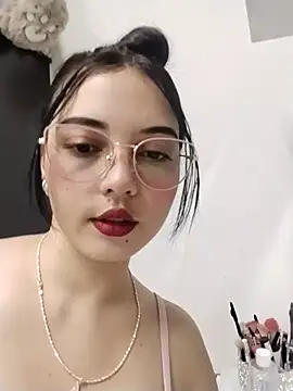 veleria allurin online show from July 25, 2026, 2:42 am