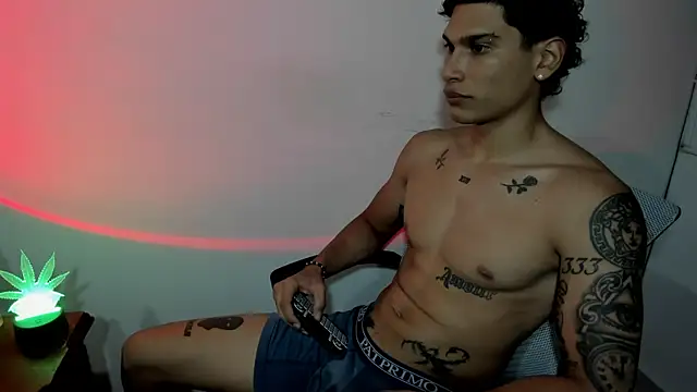 srghost333 online show from July 14, 2026, 2:38 am