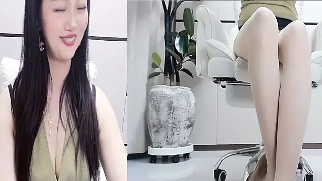 Latte-01 online show from July 28, 2026, 2:13 pm