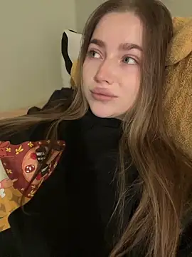 milana millka online show from March 26, 2026, 8:53 am