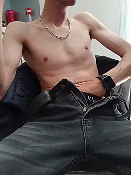 Skinboy06 online show from May 30, 2026, 11:40 am