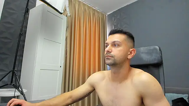 Snapshot of BryceReign chatting on March 21, 2026, 8:19 am BryceReign online show from March 21, 2026, 8:19 am