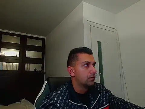 BryceReign online show from May 16, 2026, 4:31 am