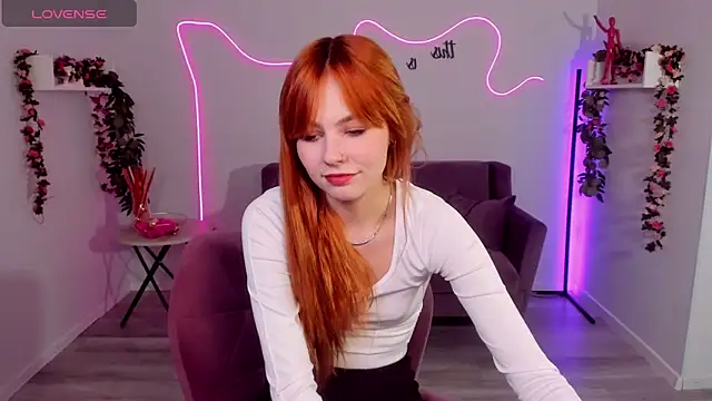 Snapshot of MiaSensitive chatting on April 1, 2026, 2:47 pm MiaSensitive online show from April 1, 2026, 2:47 pm