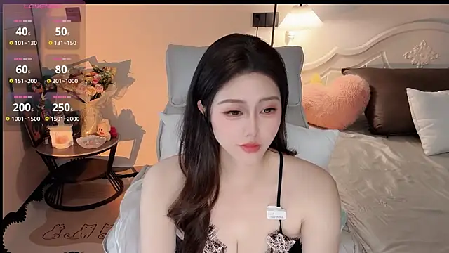 Siren M online show from July 28, 2026, 2:29 am