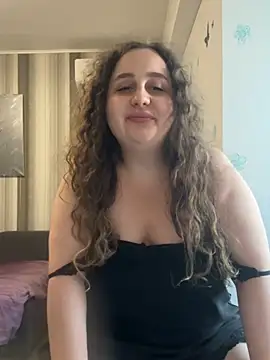 CurlyMaddie online show from July 29, 2026, 5:11 pm