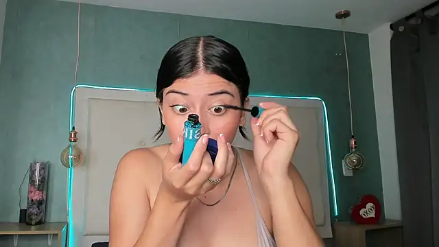 Snapshot of mia_gomez7 chatting on June 13, 2026, 1:53 pm mia gomez7 online show from June 13, 2026, 1:53 pm