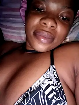 Snapshot of Smalltitiesxxx chatting on April 17, 2026, 3:53 am Smalltitiesxxx online show from April 17, 2026, 3:53 am