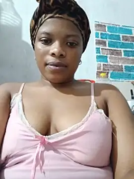 Snapshot of Smalltitiesxxx chatting on May 29, 2026, 6:50 pm Smalltitiesxxx online show from May 29, 2026, 6:50 pm
