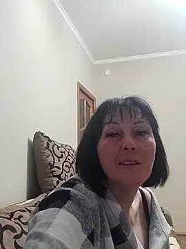 Snapshot of HelgaDennis chatting on April 7, 2026, 7:25 pm HelgaDennis online show from April 7, 2026, 7:25 pm