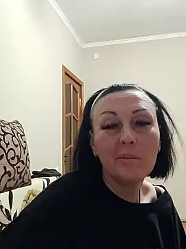 Snapshot of HelgaDennis chatting on May 1, 2026, 9:52 pm HelgaDennis online show from May 1, 2026, 9:52 pm