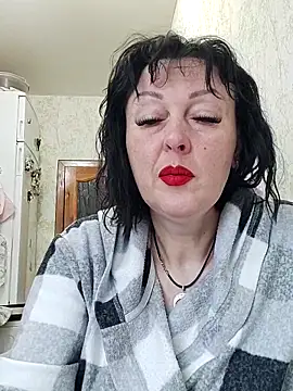 Snapshot of HelgaDennis chatting on May 15, 2026, 4:52 am HelgaDennis online show from May 15, 2026, 4:52 am