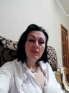 Snapshot of HelgaDennis chatting on May 24, 2026, 6:13 pm HelgaDennis online show from May 24, 2026, 6:13 pm