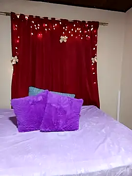Snapshot of ROUSSE_SINCLAIR chatting on March 31, 2026, 7:03 pm ROUSSE SINCLAIR online show from March 31, 2026, 7:03 pm