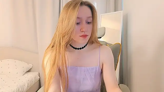 Snapshot of mowalova chatting on May 16, 2026, 4:31 am mowalova online show from May 16, 2026, 4:31 am