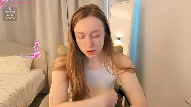 mowalova online show from July 2, 2026, 5:02 am