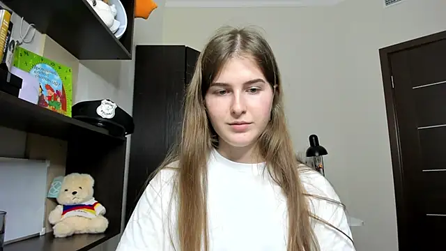 Snapshot of OhMyAlice chatting on April 30, 2026, 9:19 pm OhMyAlice online show from April 30, 2026, 9:19 pm