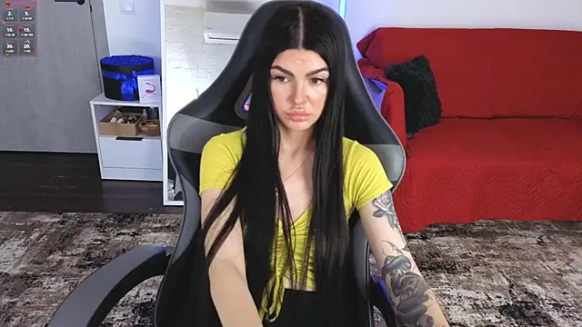 Snapshot of AnacondaOnn chatting on May 25, 2026, 9:04 am AnacondaOnn online show from May 25, 2026, 9:04 am