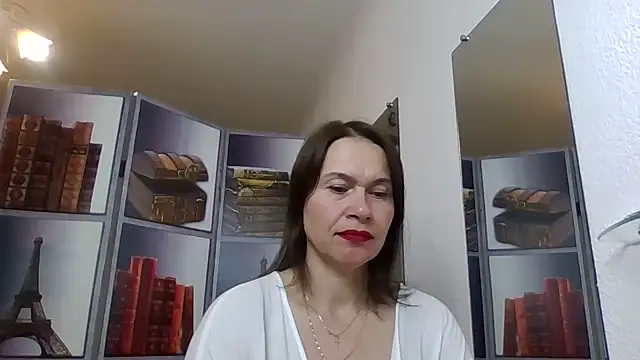 Selena Moo online show from May 14, 2026, 8:54 am