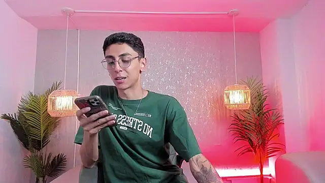 Gio carangi online show from March 29, 2026, 3:28 am