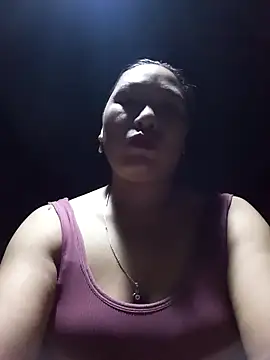 Snapshot of Hena__ chatting on April 5, 2026, 12:02 pm Hena online show from April 5, 2026, 12:02 pm