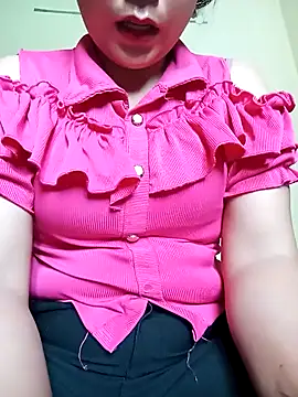 Snapshot of Hena__ chatting on June 8, 2026, 3:18 am Hena online show from June 8, 2026, 3:18 am