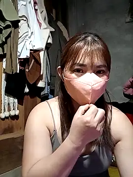 Snapshot of -Bangi- chatting on April 6, 2026, 4:19 pm -Bangi- online show from April 6, 2026, 4:19 pm