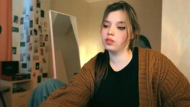 Chloe Rozzy online show from March 21, 2026, 3:33 am