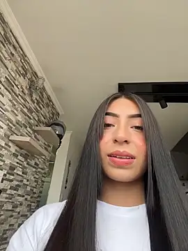 Snapshot of Velunett_19 chatting on March 30, 2026, 11:44 am Velunett 19 online show from March 30, 2026, 11:44 am