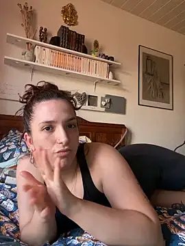 georginamoor online show from March 26, 2026, 4:45 pm