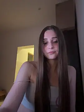 Snapshot of BellMeow_ chatting on May 27, 2026, 7:55 pm BellMeow online show from May 27, 2026, 7:55 pm