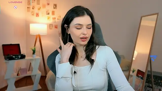 Snapshot of rebbekkakowalski chatting on April 18, 2026, 3:21 am rebbekkakowalski online show from April 18, 2026, 3:21 am