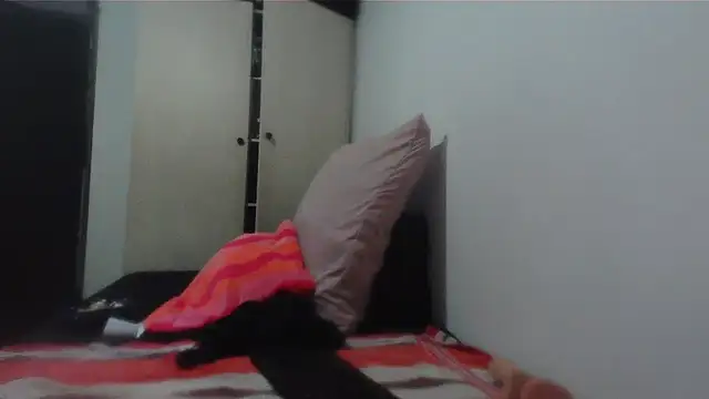 Lucia-boobs online show from May 27, 2026, 4:37 pm