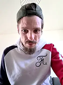 Snapshot of legars844 chatting on April 7, 2026, 11:54 am legars844 online show from April 7, 2026, 11:54 am