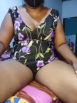 Snapshot of Jayani1978 chatting on July 4, 2026, 11:11 pm Jayani1978 online show from July 4, 2026, 11:11 pm