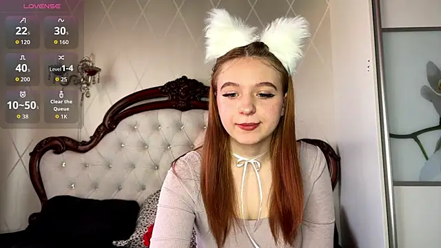 RubbyFlamee online show from April 23, 2026, 1:24 pm