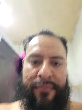 Snapshot of Bebitofiufiu15 chatting on March 24, 2026, 1:32 am Bebitofiufiu15 online show from March 24, 2026, 1:32 am