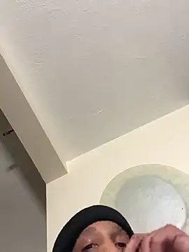 PHAT FTM KLIT87 online show from April 6, 2026, 5:08 am